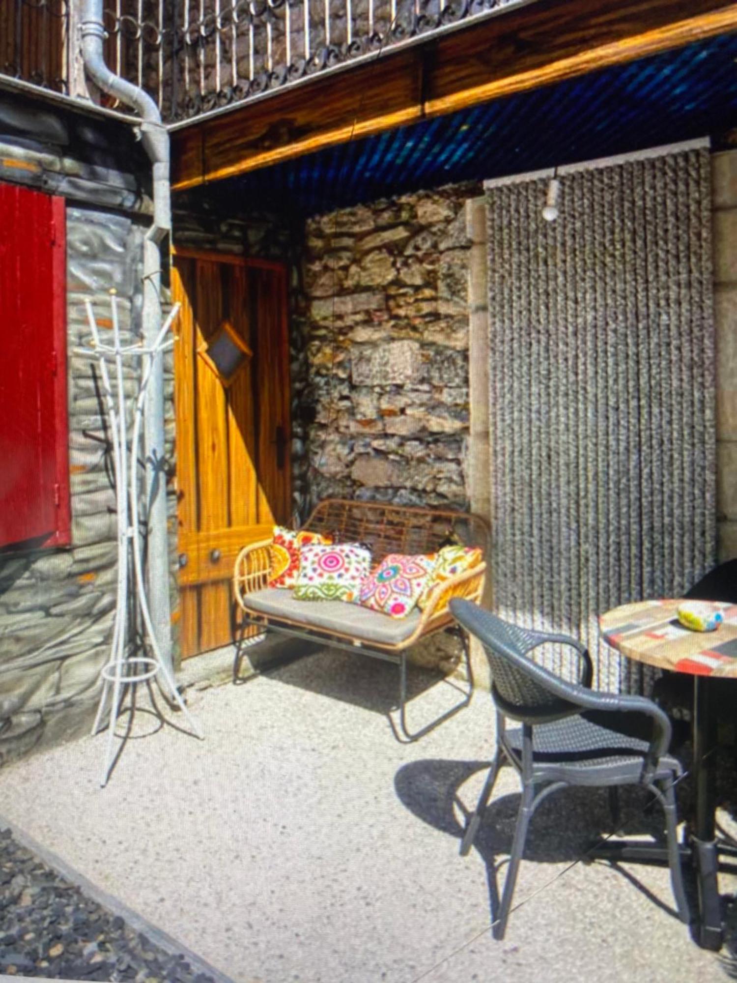 A Nouste Chambres D'Hotes Et Gite Only Adults Campan Exteriér fotografie